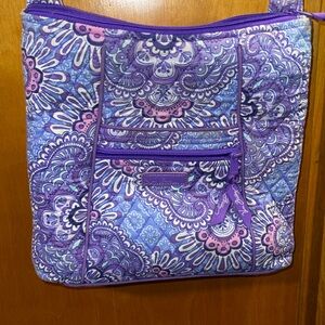 💜 Vera Bradley CrossBody Bag 💜